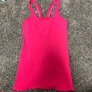 LULULEMON TANK